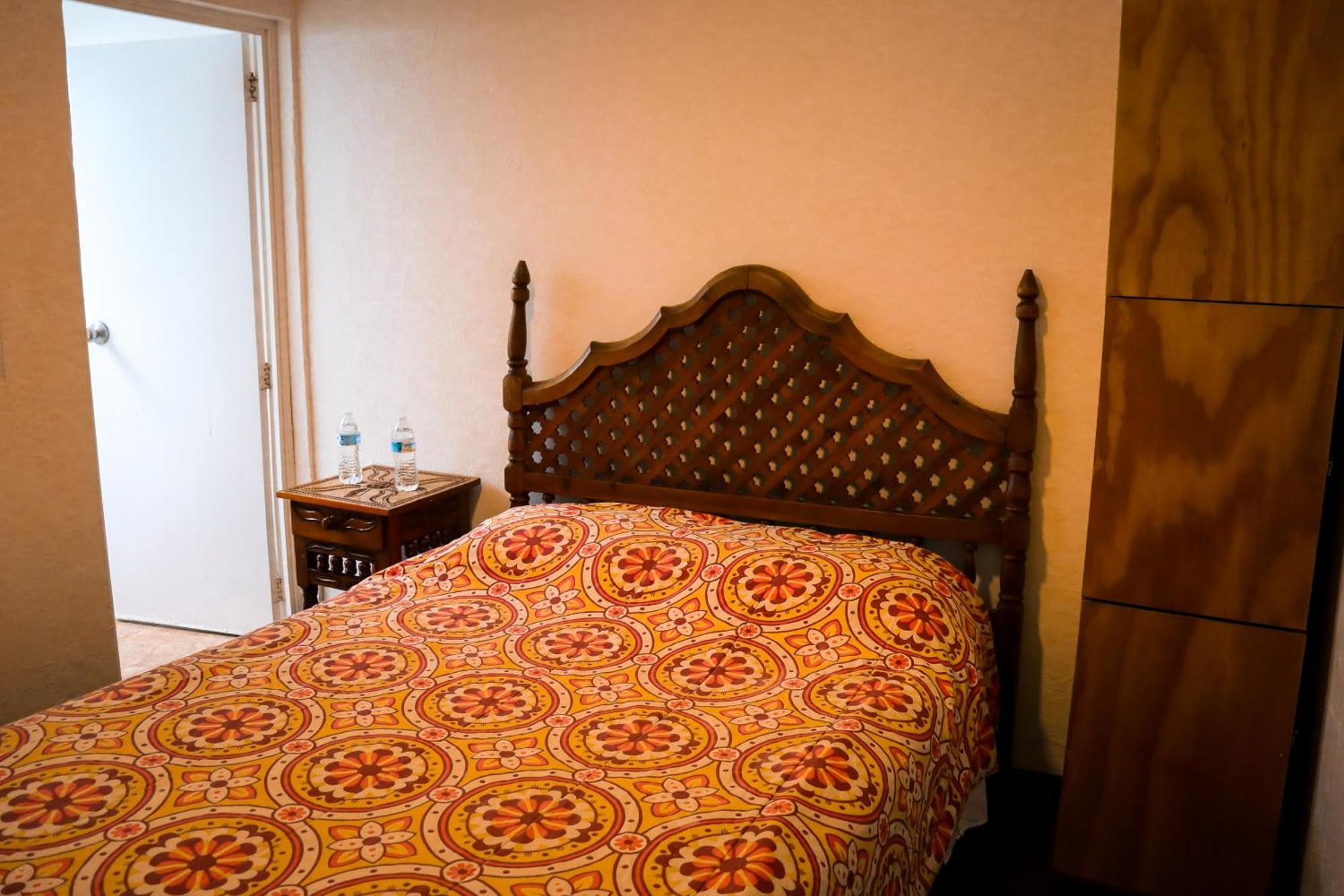 Hostal Cuija Coyoacan Berlin 268 Coyoacan Cidade do México Exterior foto